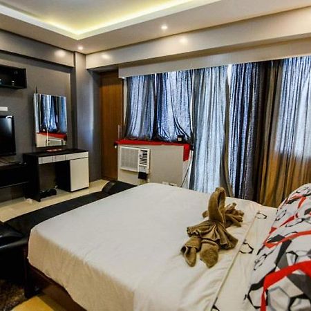 Palm Tree Villas Pasay Exteriör bild