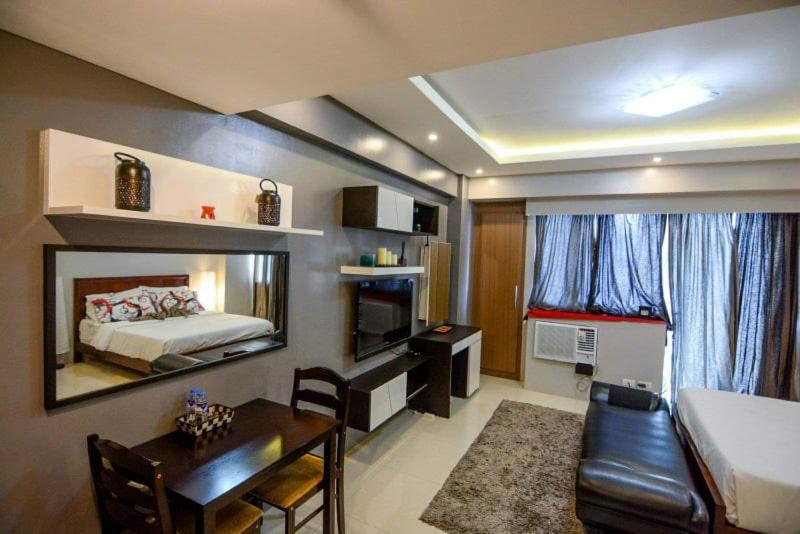 Palm Tree Villas Pasay Exteriör bild