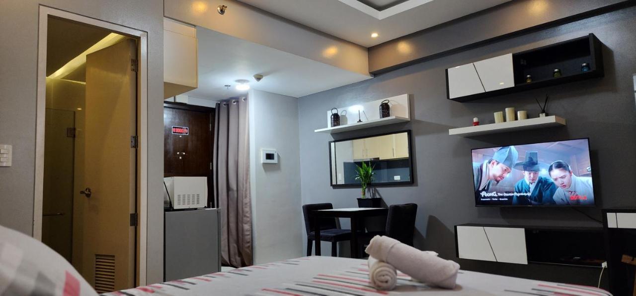 Palm Tree Villas Pasay Exteriör bild