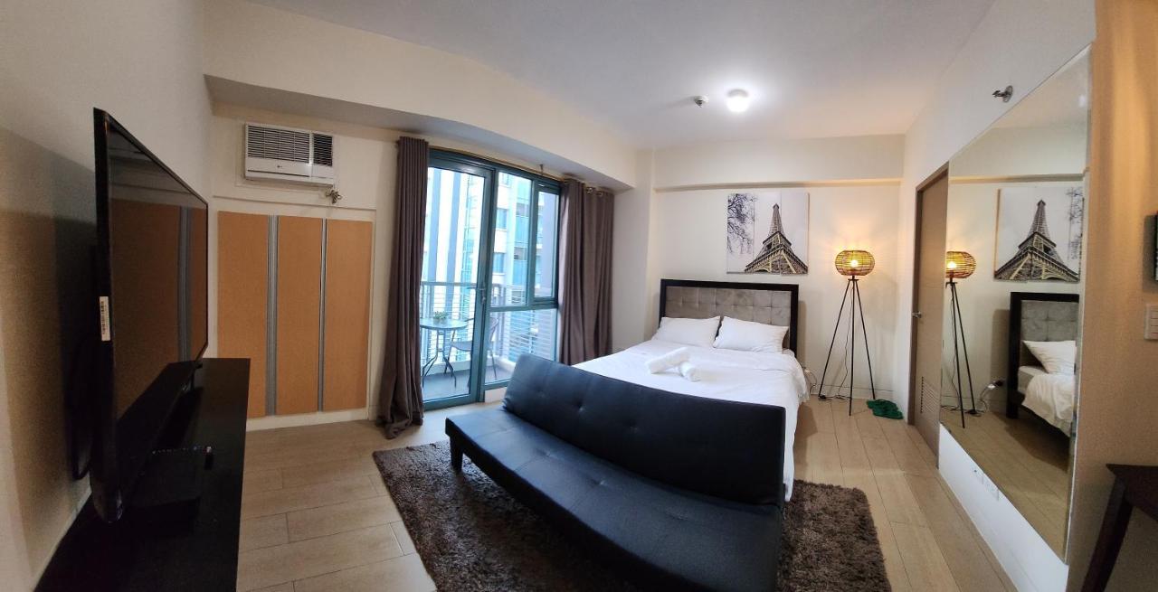 Palm Tree Villas Pasay Exteriör bild