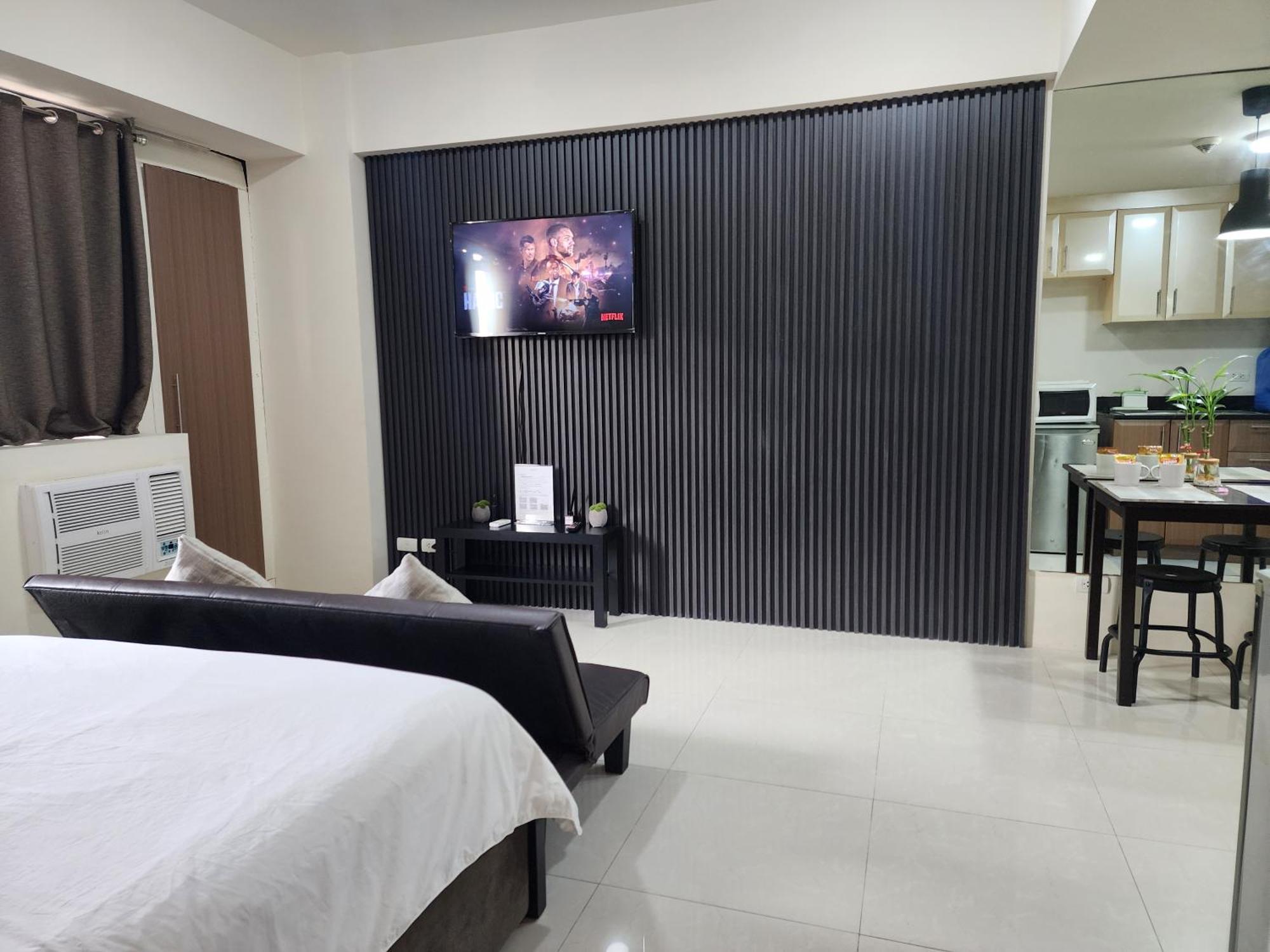 Palm Tree Villas Pasay Exteriör bild